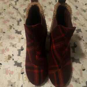 Tom’s Kelsey Wedge/Boot